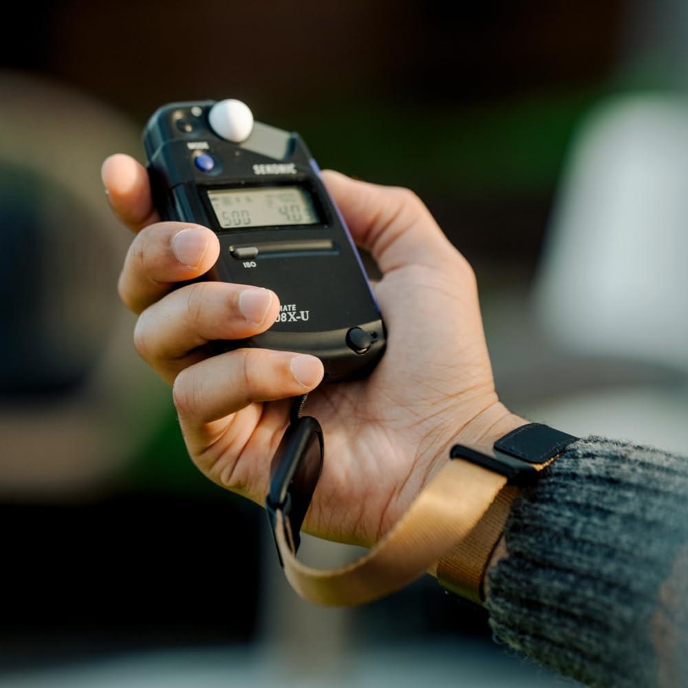 imagePeak Design Cuff Camera Wrist Strap Compatible with DSLR Compact and PointandShoot Cameras Low Profile Quick ReleaseCoyote