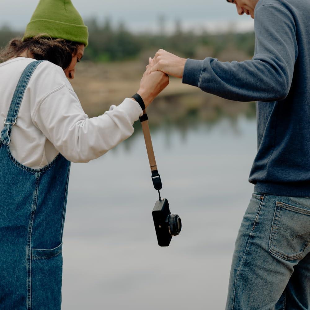 imagePeak Design Cuff Camera Wrist Strap Compatible with DSLR Compact and PointandShoot Cameras Low Profile Quick ReleaseCoyote