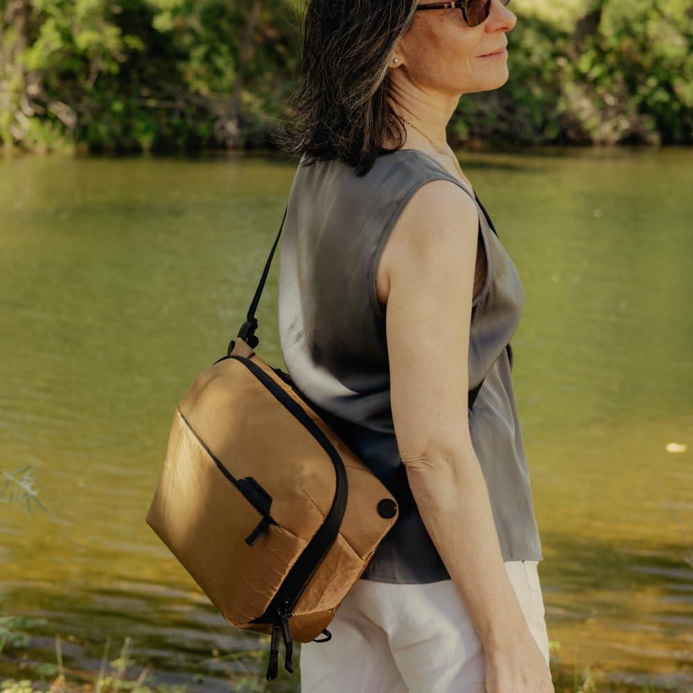 imagePeak Design Everyday Sling 3L 6L and 10LCoyote