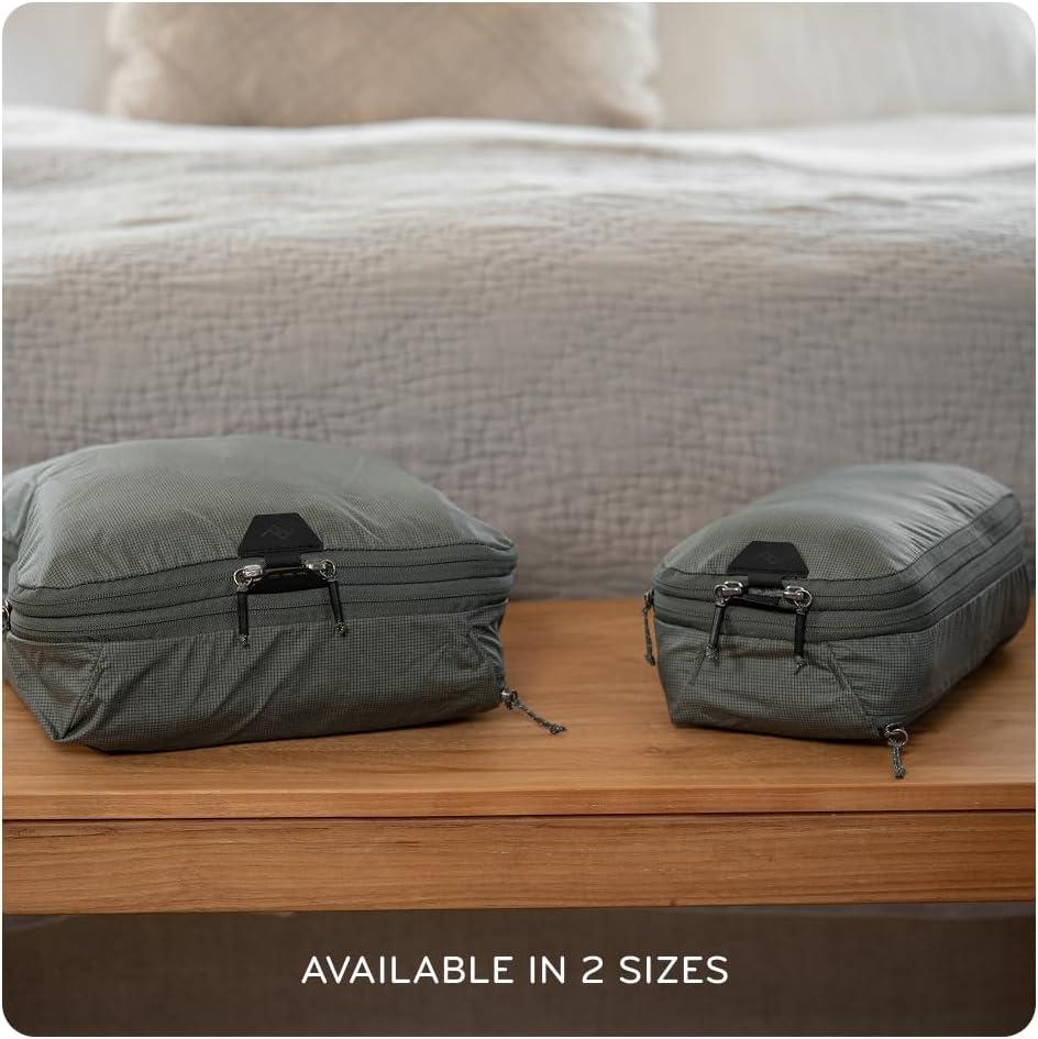 imagePeak Design Packing Cube Charcoal Weatherproof Luggage Cube with Dual Compartment Organization Expansion and Compression Zipper Opening Travel Organizer for Men and Women Size MEclipse