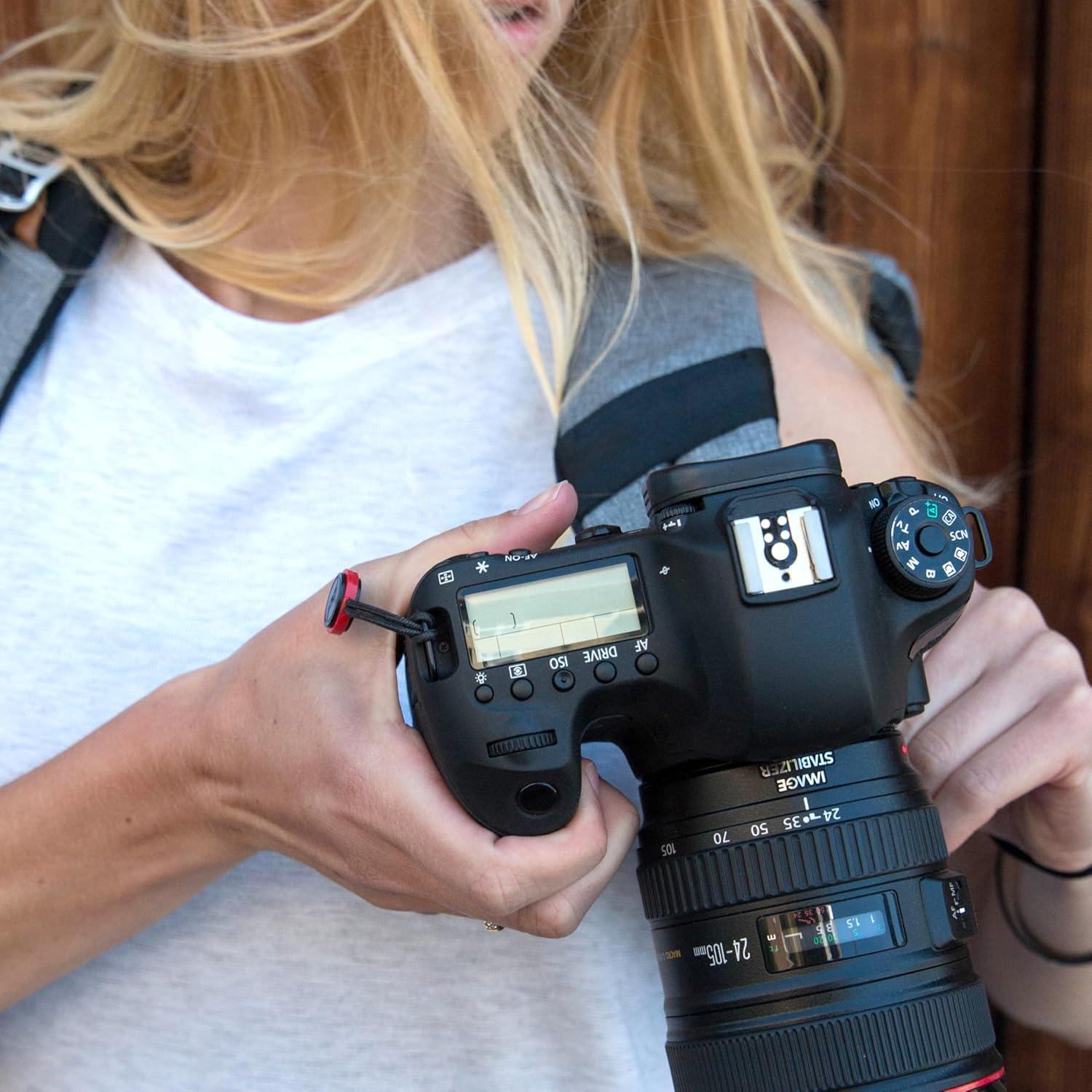 imagePeak Design Capture Camera Clip V3 Solo Silver Clip Only Holds DSLR Compact and Point and Shoot Bodies Secure Stable and Accessible Attaches to Straps and Belts Quick Release 200 lb Capacity